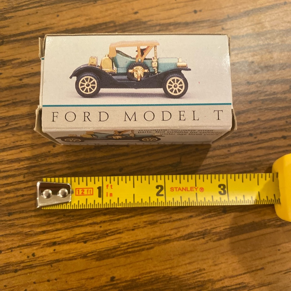 Ford Model T Desk Model.